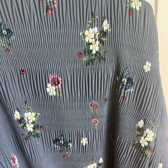 🛍️Ted Baker Toppaz Oracle Pleated Midi Dress Gray Women’s 3 Size 8 Floral - Picture 8 of 8